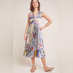 Anthropologie Geisha Designs Jacinta Dress, Size 6.
Size 6. Keyhole back